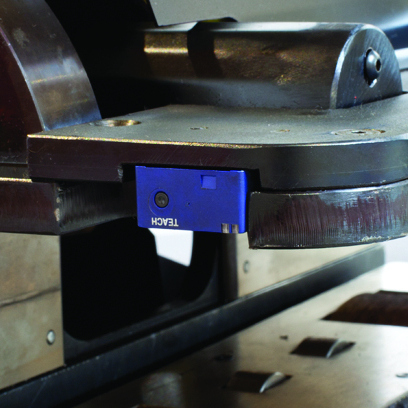COMPACT EDGE